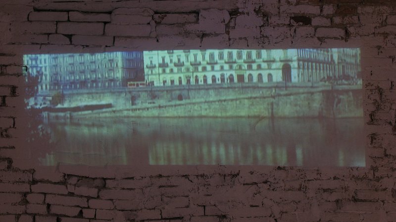 Room3_17_2.JPG - The Eternal TriangleItaly (Turin, Fiume Po), 25/10/2008Performance with Video Documentation: 8:00